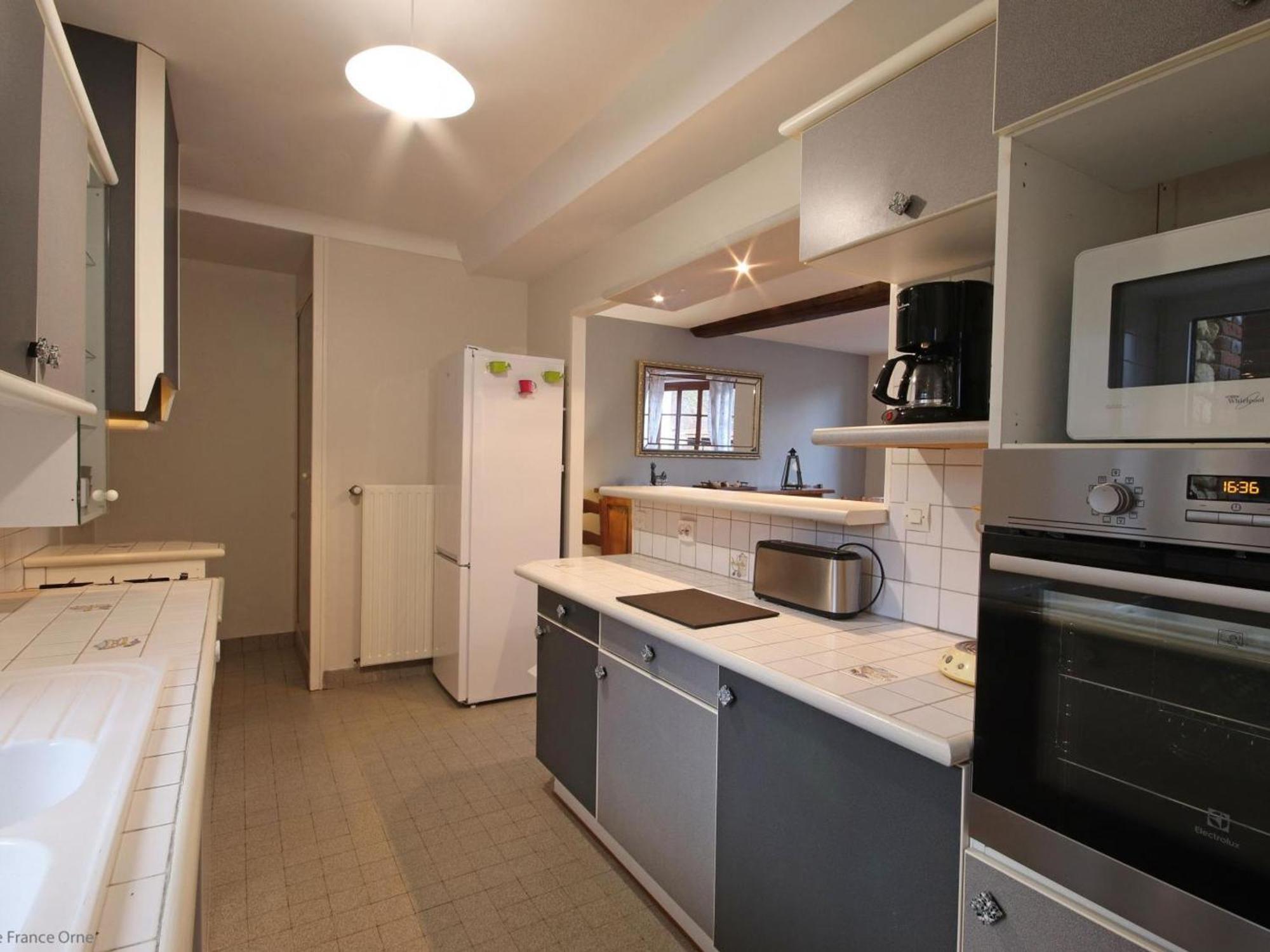 Maison Percheronne Spacieuse Avec Billard, Babyfoot, Et Jardin Clos, Animaux Bienvenus ! - Fr-1-497-65 La Mesniere ภายนอก รูปภาพ
