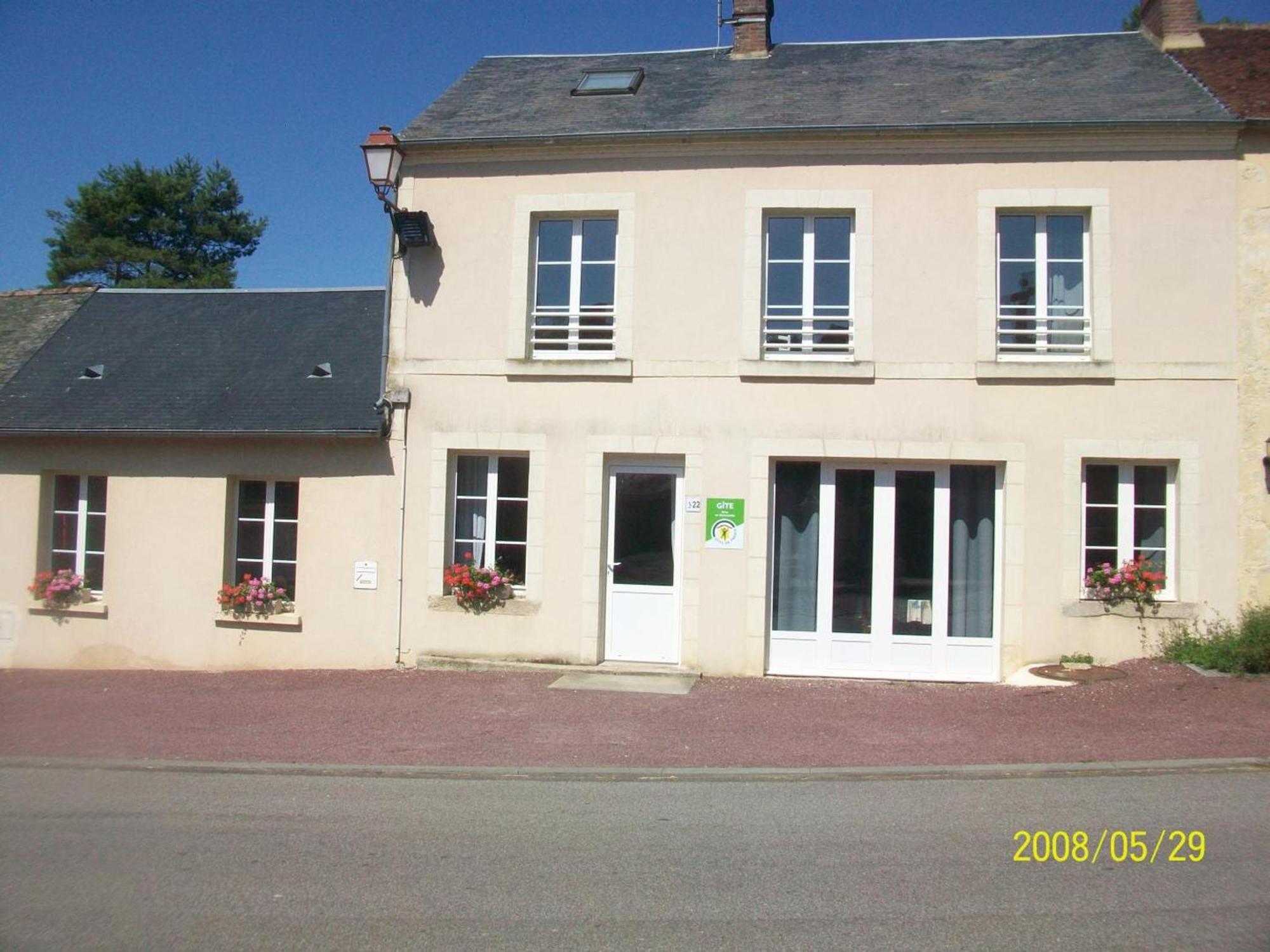 Maison Percheronne Spacieuse Avec Billard, Babyfoot, Et Jardin Clos, Animaux Bienvenus ! - Fr-1-497-65 La Mesniere ภายนอก รูปภาพ